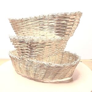 SILVER WIRE Baskets